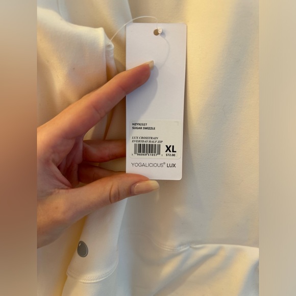 NWT Yogalicious Lux Crosstrain Half Zip Cropped Jacket - Picture 5 of 9